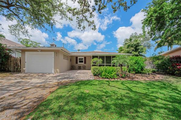 253 PARK CIR S, Dunedin, FL 34698