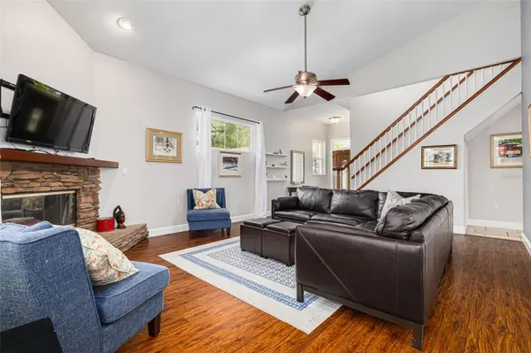 901 VIRGINIA AVE, Tarpon Springs, FL 34689