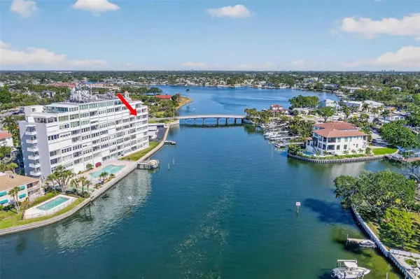 1365 SNELL ISLE BLVD NE #6A, St Petersburg, FL 33704