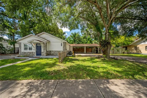 2307 E OSBORNE AVE, Tampa, FL 33610