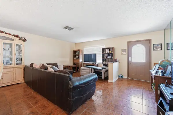 636 TESSIER CT, Tarpon Springs, FL 34689
