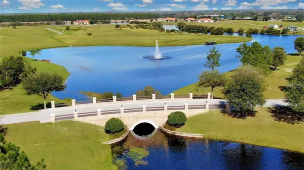 5247 LAKE VENICE DR, Wimauma, FL 33598