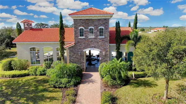 5247 LAKE VENICE DR, Wimauma, FL 33598