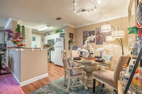 18439 BRIDLE CLUB DR, Tampa, FL 33647