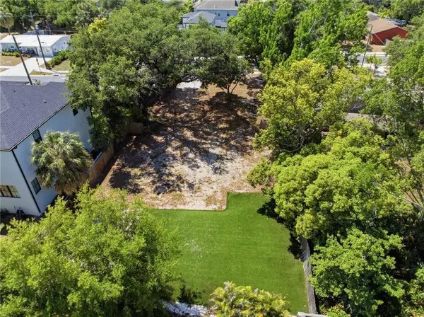 2929 W AVERILL AVE, Tampa, FL 33611