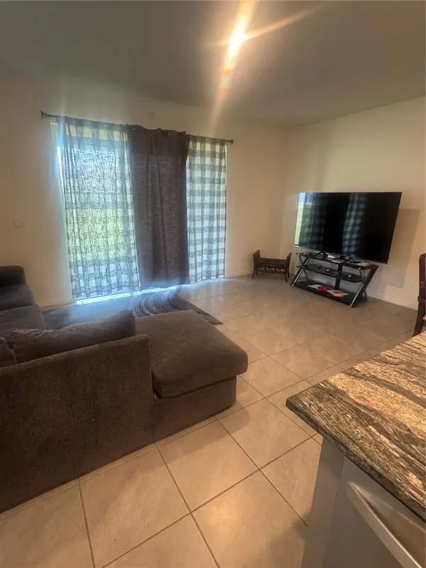 33074 TULIP PETAL LN, Wesley Chapel, FL 33545