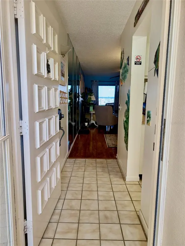 6218 PALMA DEL MAR BLVD S #114, St Petersburg, FL 33715