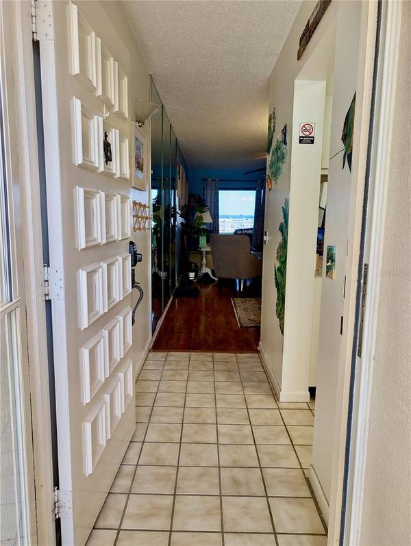 6218 PALMA DEL MAR BLVD S #114, St Petersburg, FL 33715