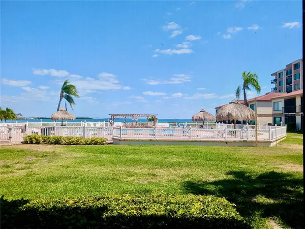 6218 PALMA DEL MAR BLVD S #114, St Petersburg, FL 33715