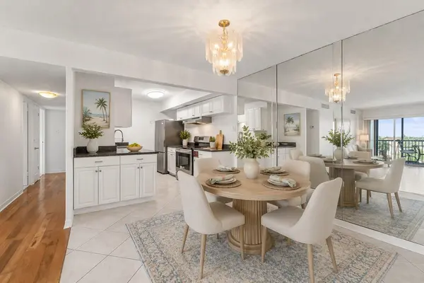 10355 PARADISE BLVD #403, Treasure Island, FL 33706