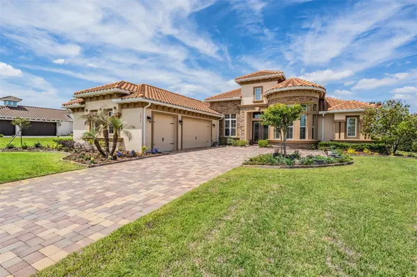 13915 CARRYBACK DR, Dade City, FL 33525