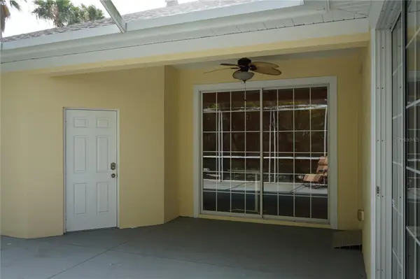 201 SUNSET CREST CT, Apollo Beach, FL 33572