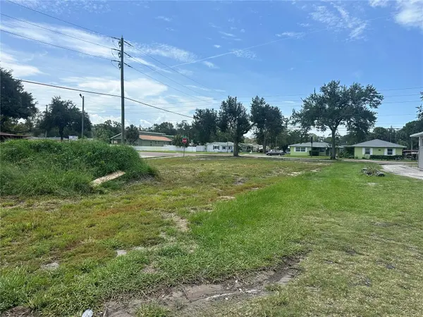 801 22ND AVE S, St Petersburg, FL 33704