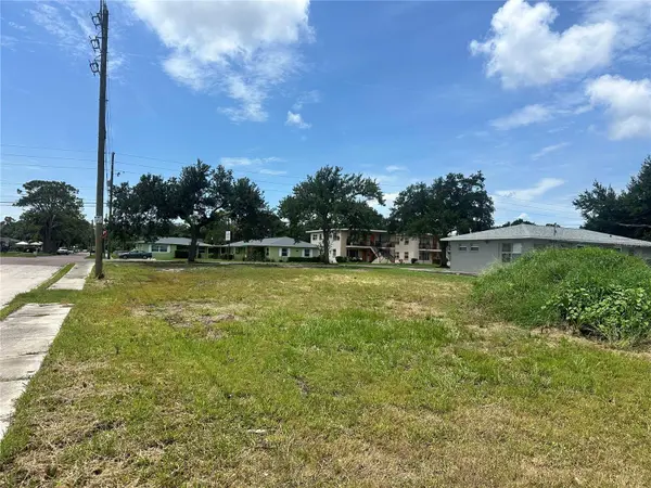 801 22ND AVE S, St Petersburg, FL 33704