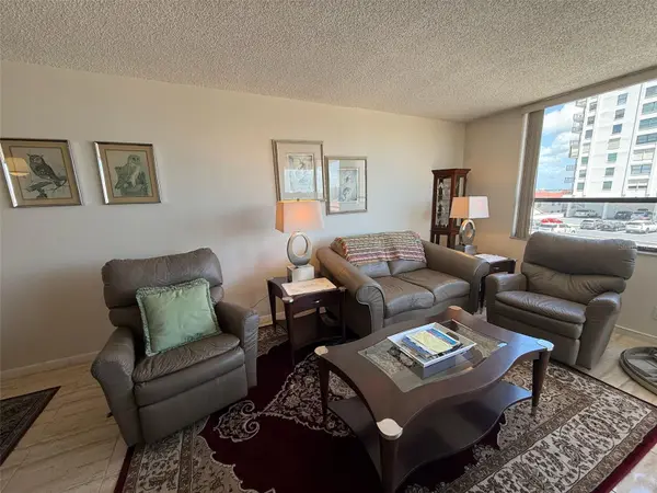 6279 SUN BLVD #403, St Petersburg, FL 33715