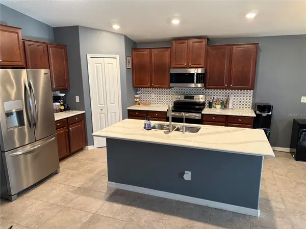 6629 WAGON TRAIL ST, Zephyrhills, FL 33541