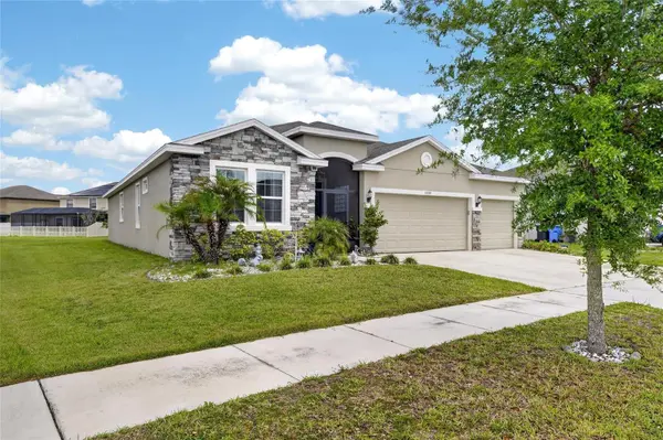 5030 JAGGED CLOUD DR, Wimauma, FL 33598