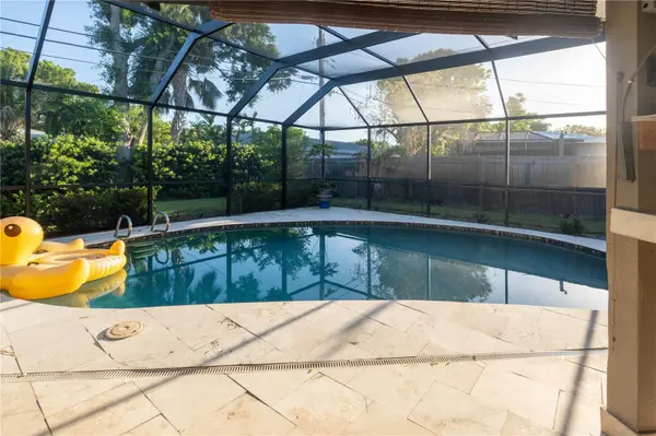 33 SOUTHWIND DR, Belleair Bluffs, FL 33770
