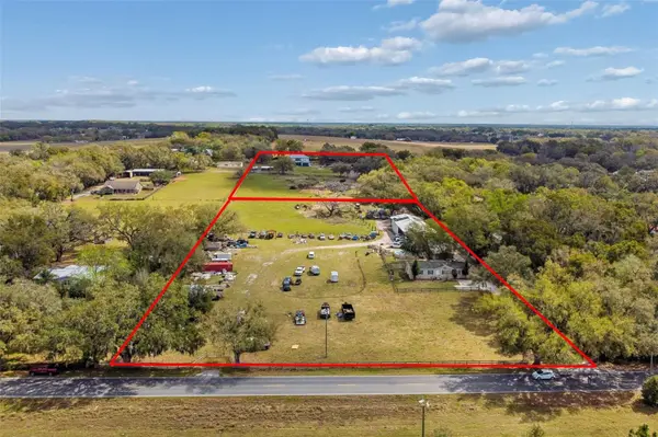 8302 WIRE RD, Zephyrhills, FL 33540