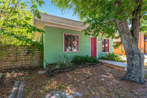 1315 E OSBORNE AVE, Tampa, FL 33603