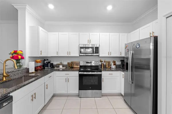 36488 WELL HILL WAY, Zephyrhills, FL 33541