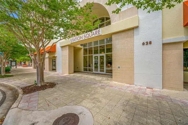 628 CLEVELAND ST #1313, Clearwater, FL 33755