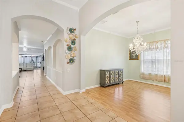 1901 HEARTLAND CIR, Valrico, FL 33594