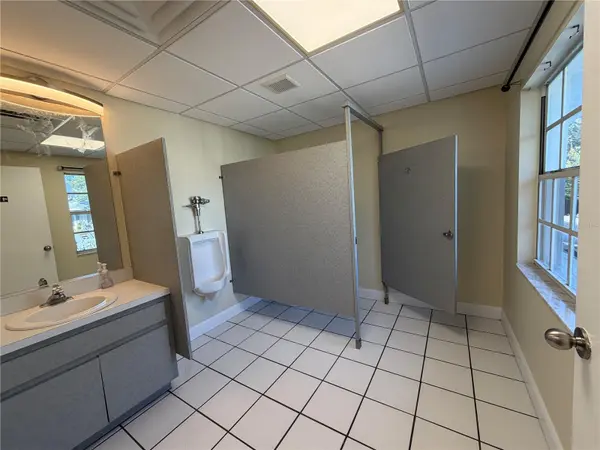 4828 W GANDY BLVD #B27, Tampa, FL 33611