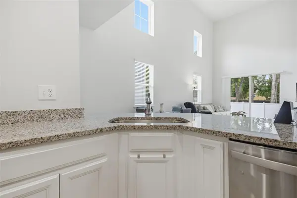 2130 LACEFLOWER DR, Brandon, FL 33510