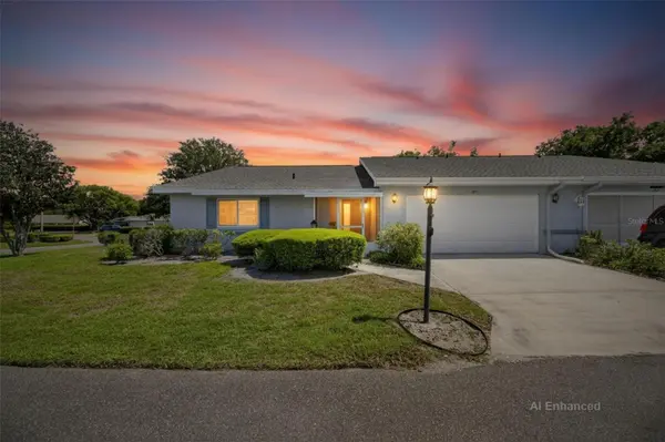 1517 INGRAM DR, Sun City Center, FL 33573