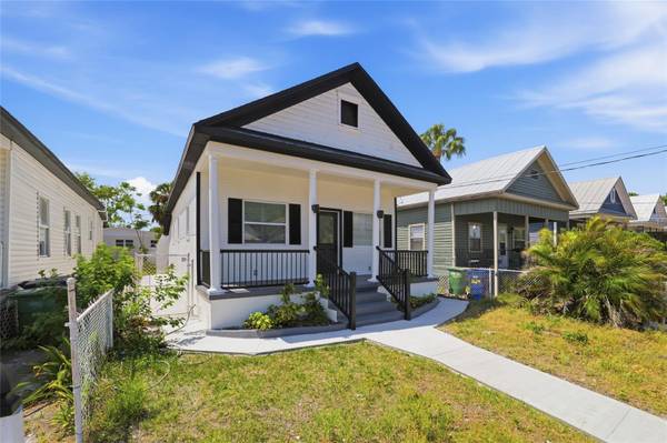 2120 W NASSAU ST, Tampa, FL 33607