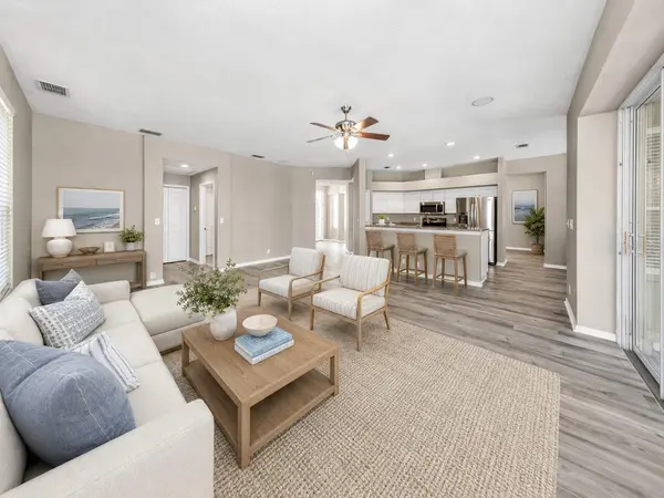 4152 GRANDCHAMP CIR, Palm Harbor, FL 34685