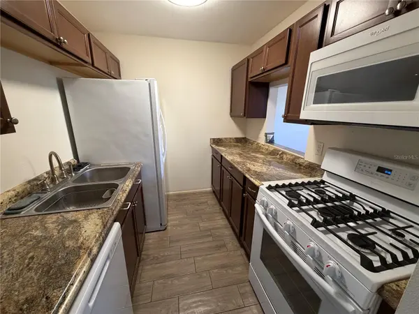 5967 TERRACE PARK DR N #104, St Petersburg, FL 33709