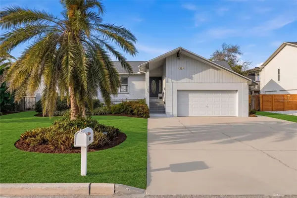 155 1ST ST W, Tierra Verde, FL 33715