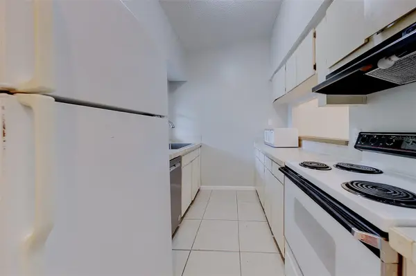 1109 E ROHE ST #A & B, Tarpon Springs, FL 34689