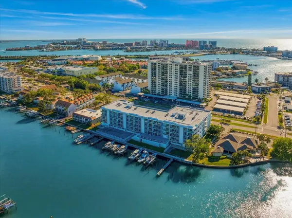 125 ISLAND WAY #402, Clearwater Beach, FL 33767