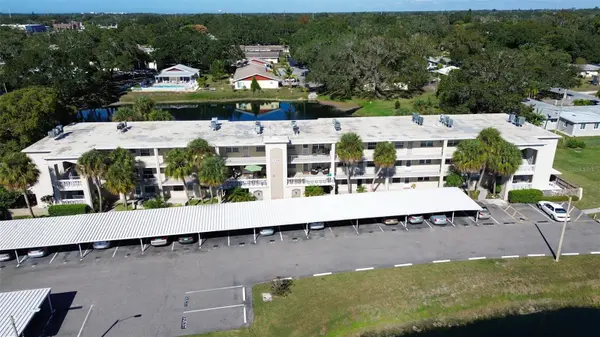 936 VIRGINIA ST #206, Dunedin, FL 34698