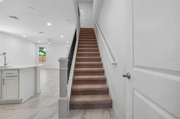 610 SILVER STREAM CT, Brandon, FL 33511