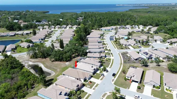 2815 WOOD POINTE DR, Holiday, FL 34691