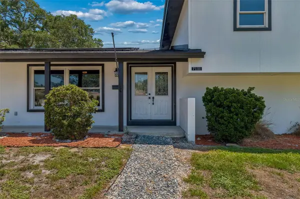 7111 GATEWAY CT, Tampa, FL 33615