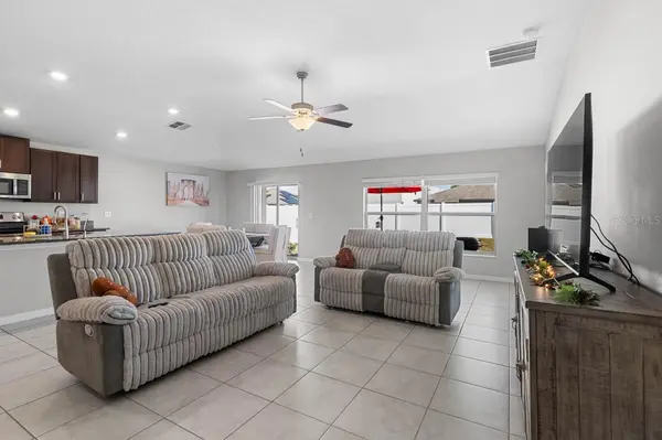 889 CALICO SCALLOP ST, Ruskin, FL 33570
