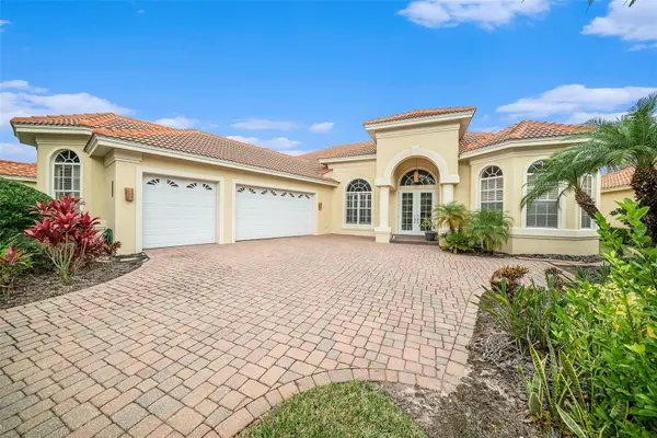 8478 DUNHAM STATION DR, Tampa, FL 33647