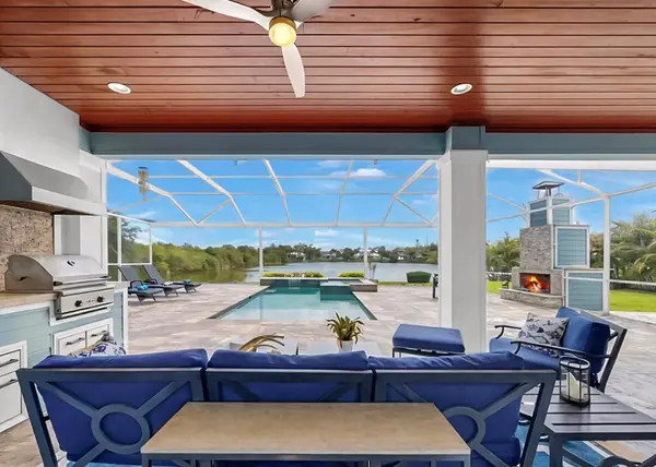 8013 KEY WEST CONCH DR, Riverview, FL 33578