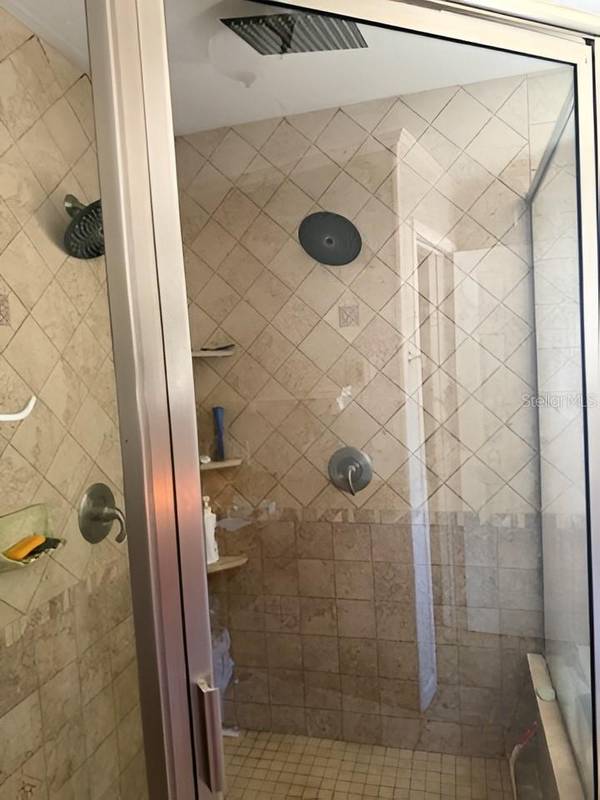 101 WALKER DR, Interlachen, FL 32148