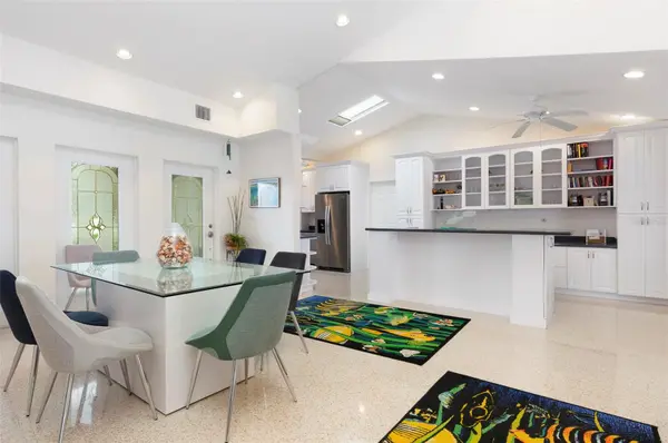 11855 4TH ST E, Treasure Island, FL 33706