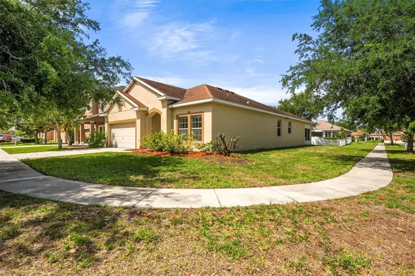 910 FERN LEAF DR, Ruskin, FL 33570