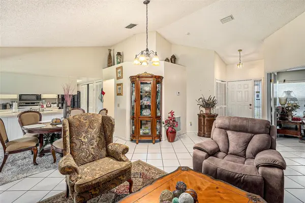 1606 DUSTY ROSE LN, Brandon, FL 33510