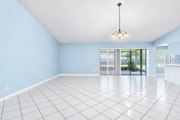 1606 DUSTY ROSE LN, Brandon, FL 33510