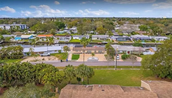 245 78 TH AVE N, St Petersburg, FL 33702