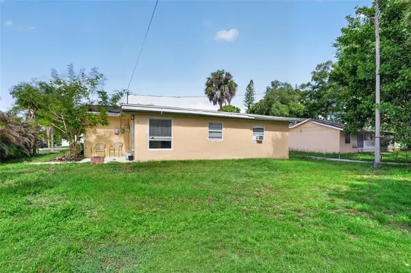 1934 FLAMINGO DR, North Fort Myers, FL 33917